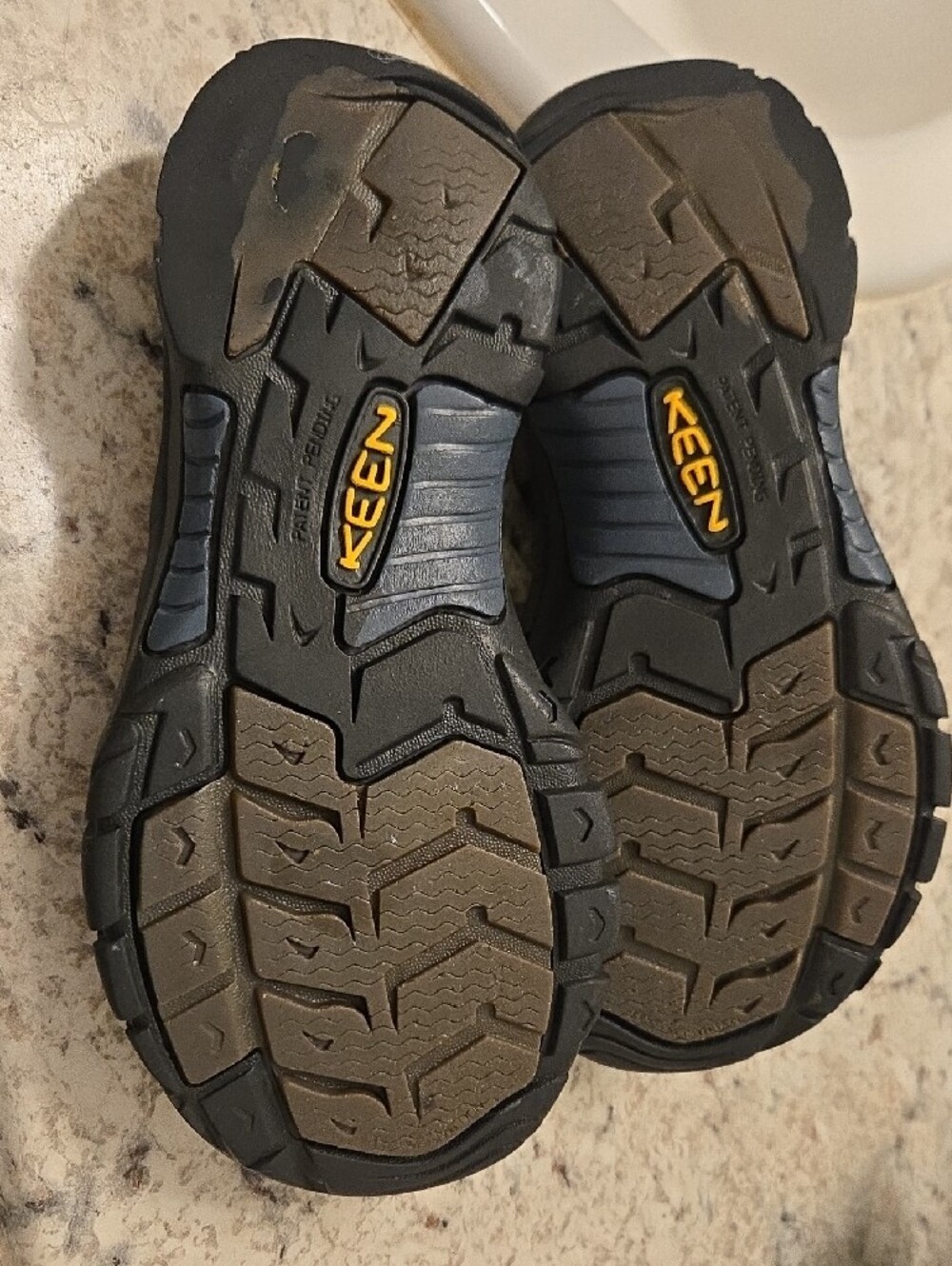 Keen Woman's Newport Sandals Size 7.5 - Picture 4 of 12